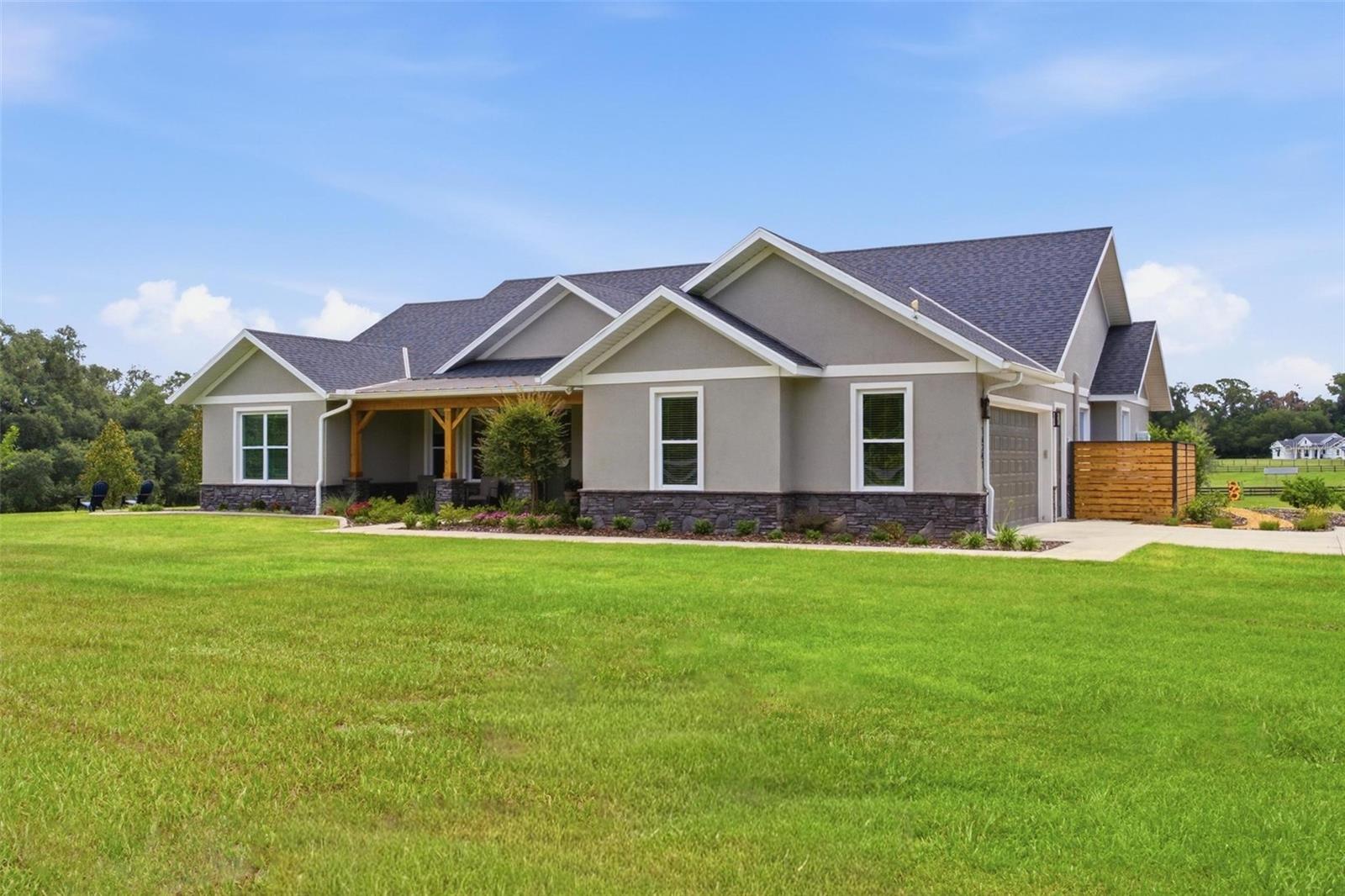 16241 150th, Weirsdale, FL 32195