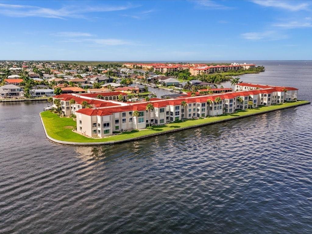 1 Colony Point Unit 1c, Punta Gorda, FL 33950