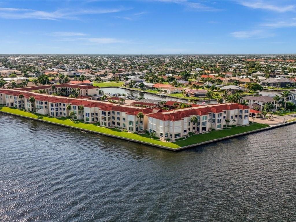 1 Colony Point Unit 1c, Punta Gorda, FL 33950