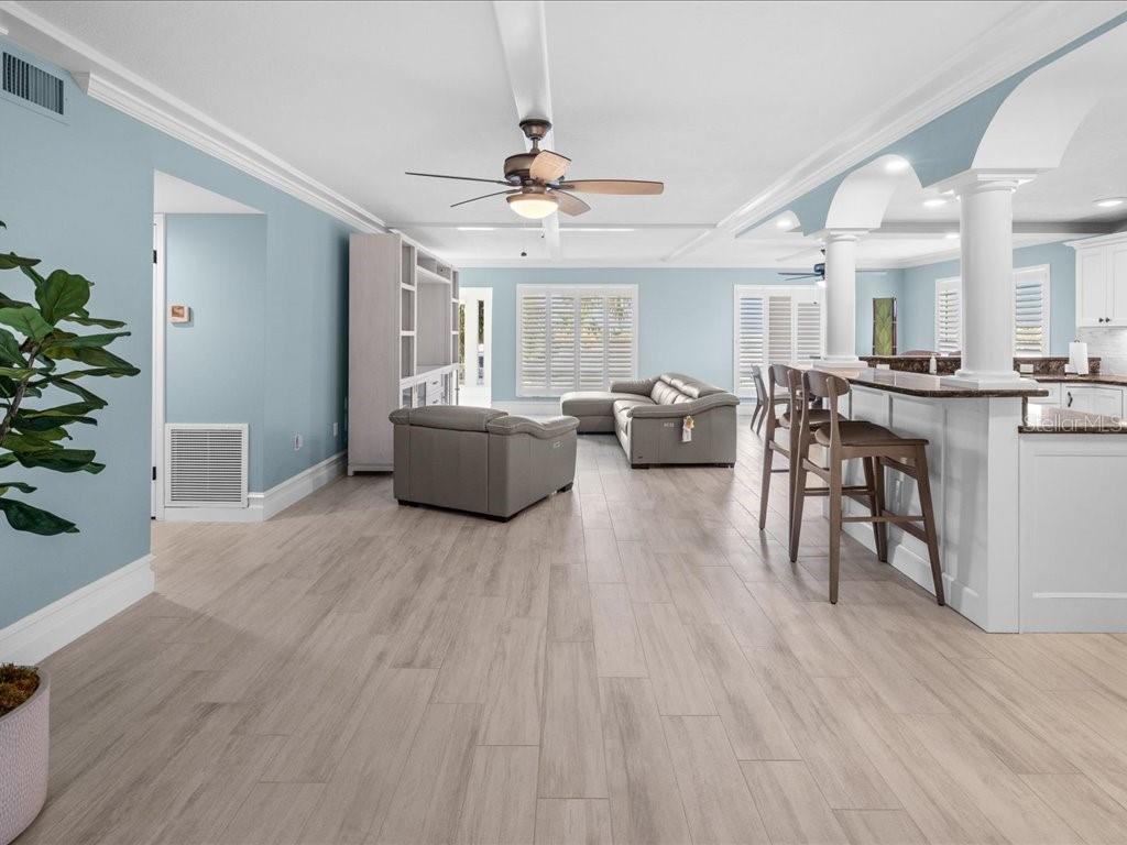 1 Colony Point Unit 1c, Punta Gorda, FL 33950