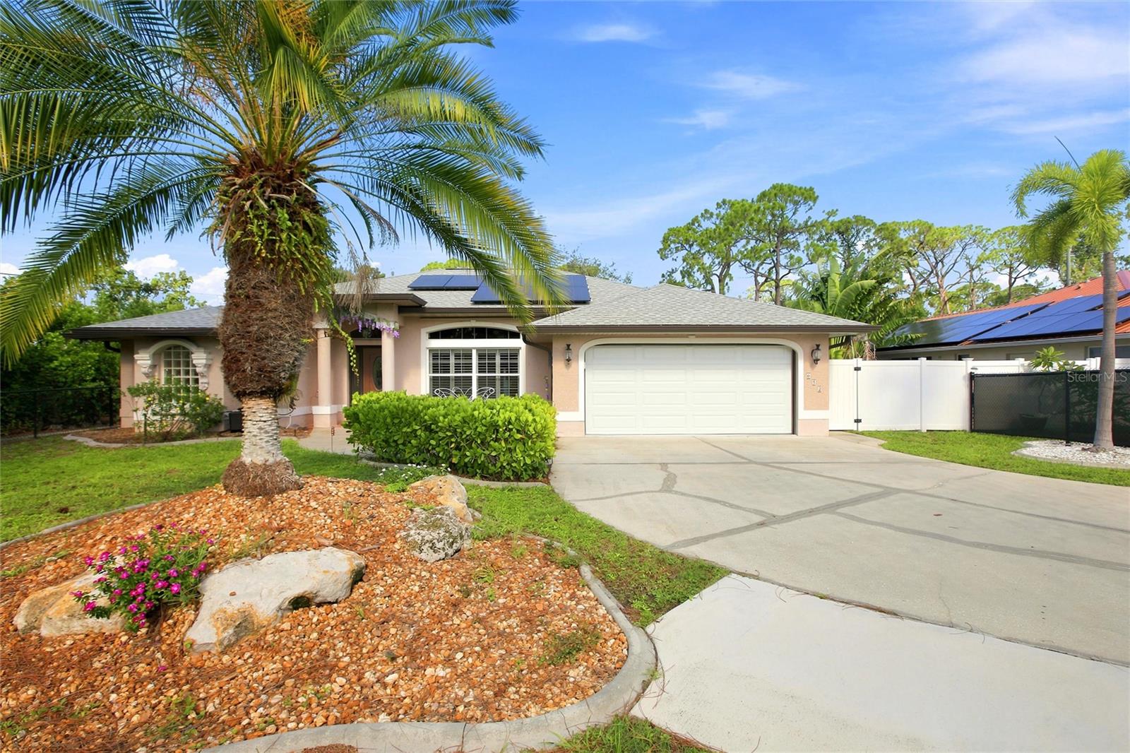 652 Elm, Englewood, FL 34223