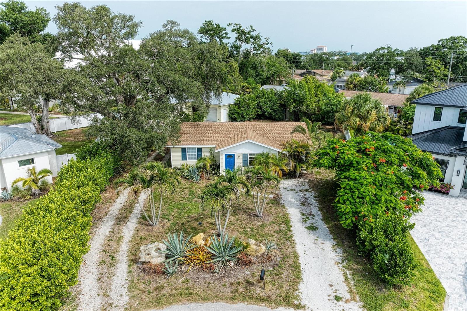 1300 Loma Linda, Sarasota, FL 34239