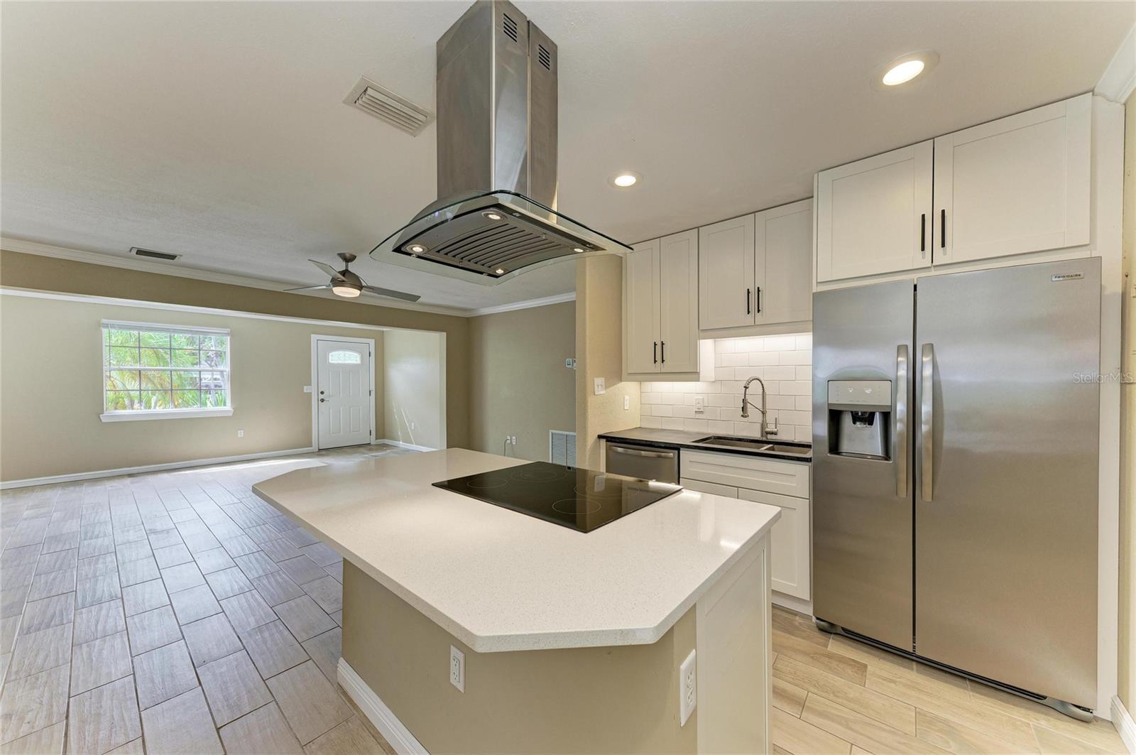 1300 Loma Linda, Sarasota, FL 34239