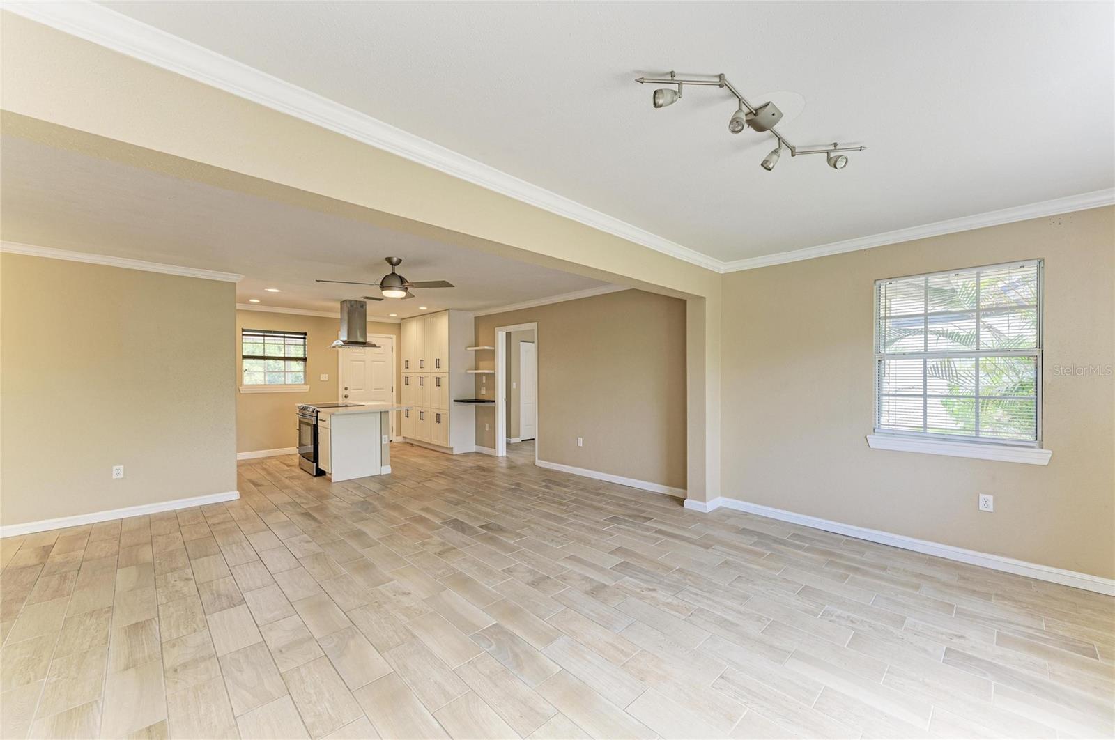 1300 Loma Linda, Sarasota, FL 34239