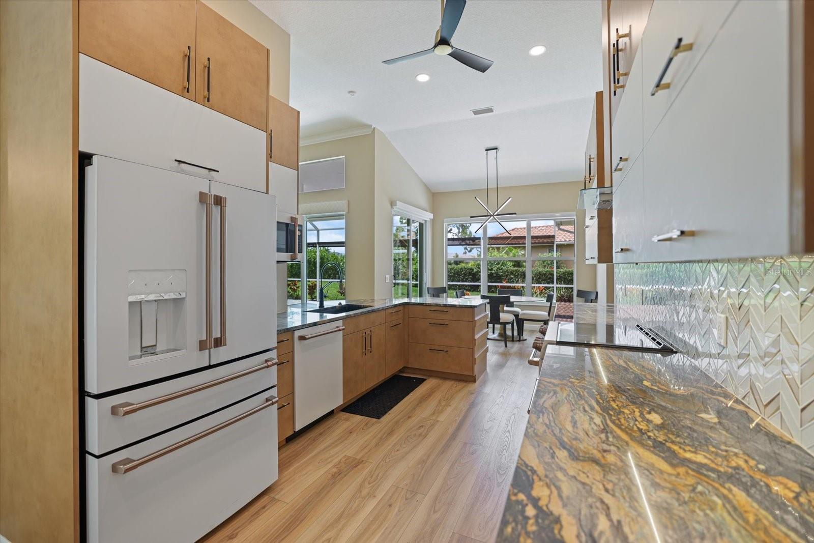 567 Lake of the Woods, Venice, FL 34293