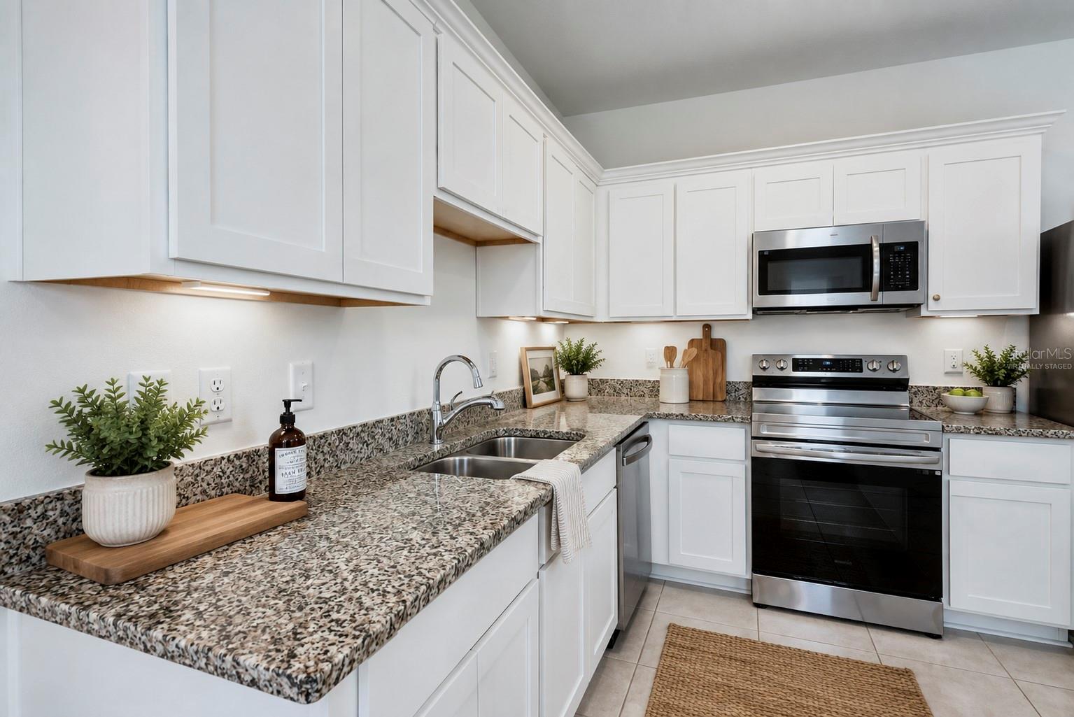221 Mandovi, Davenport, FL 33837