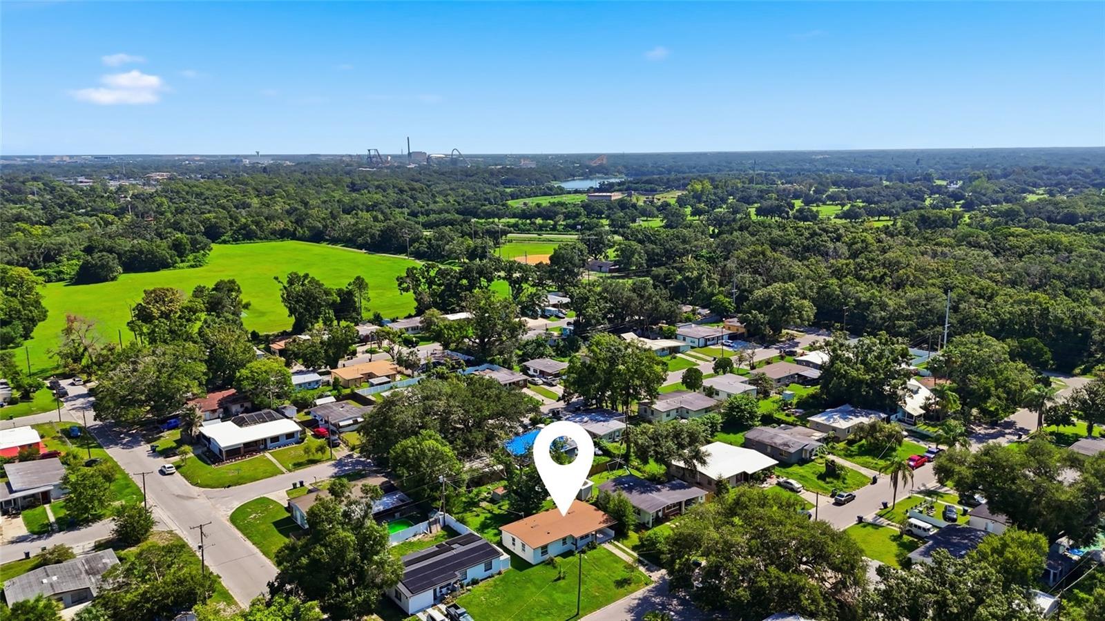2004 Broad, Tampa, FL 33610