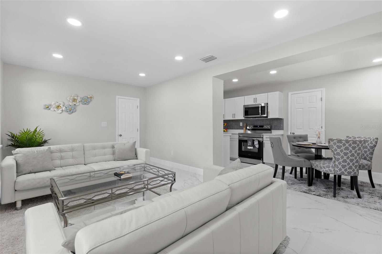 1375 Lake, Casselberry, FL 32707