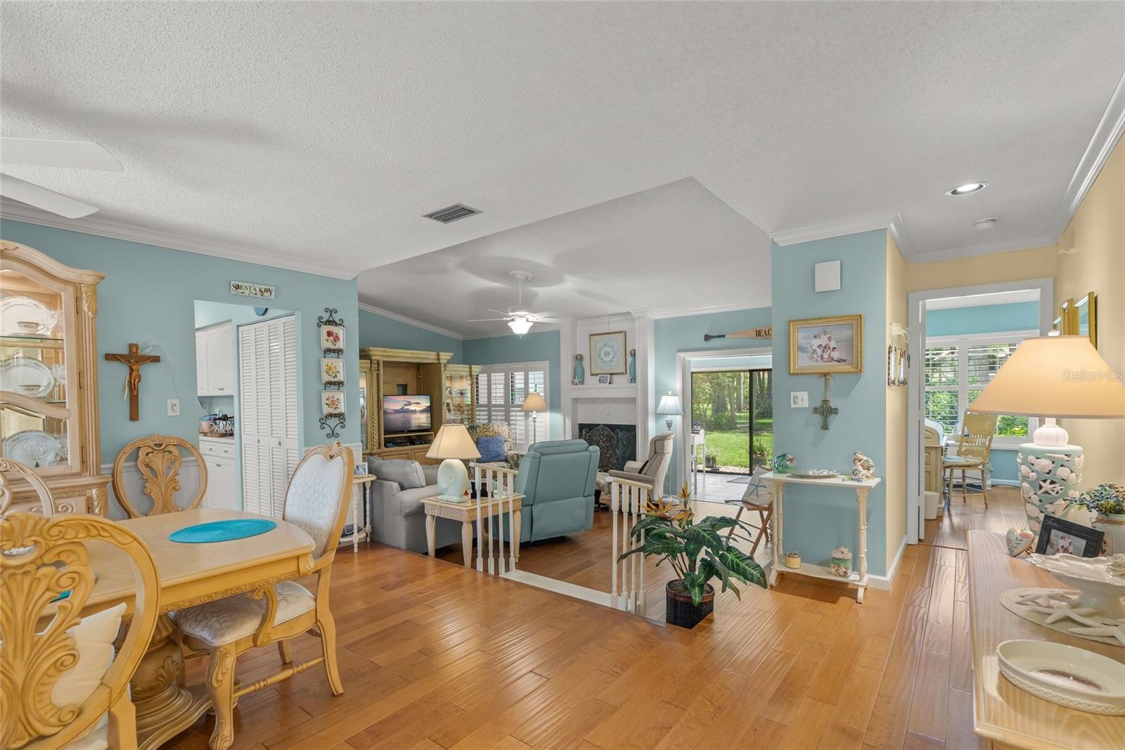 4562 Forest Wood Unit 15, Sarasota, FL 34241