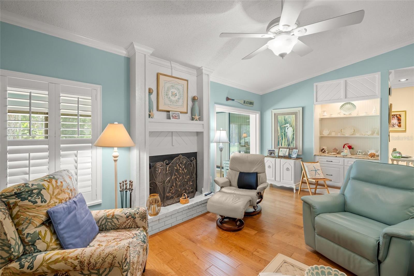 4562 Forest Wood Unit 15, Sarasota, FL 34241