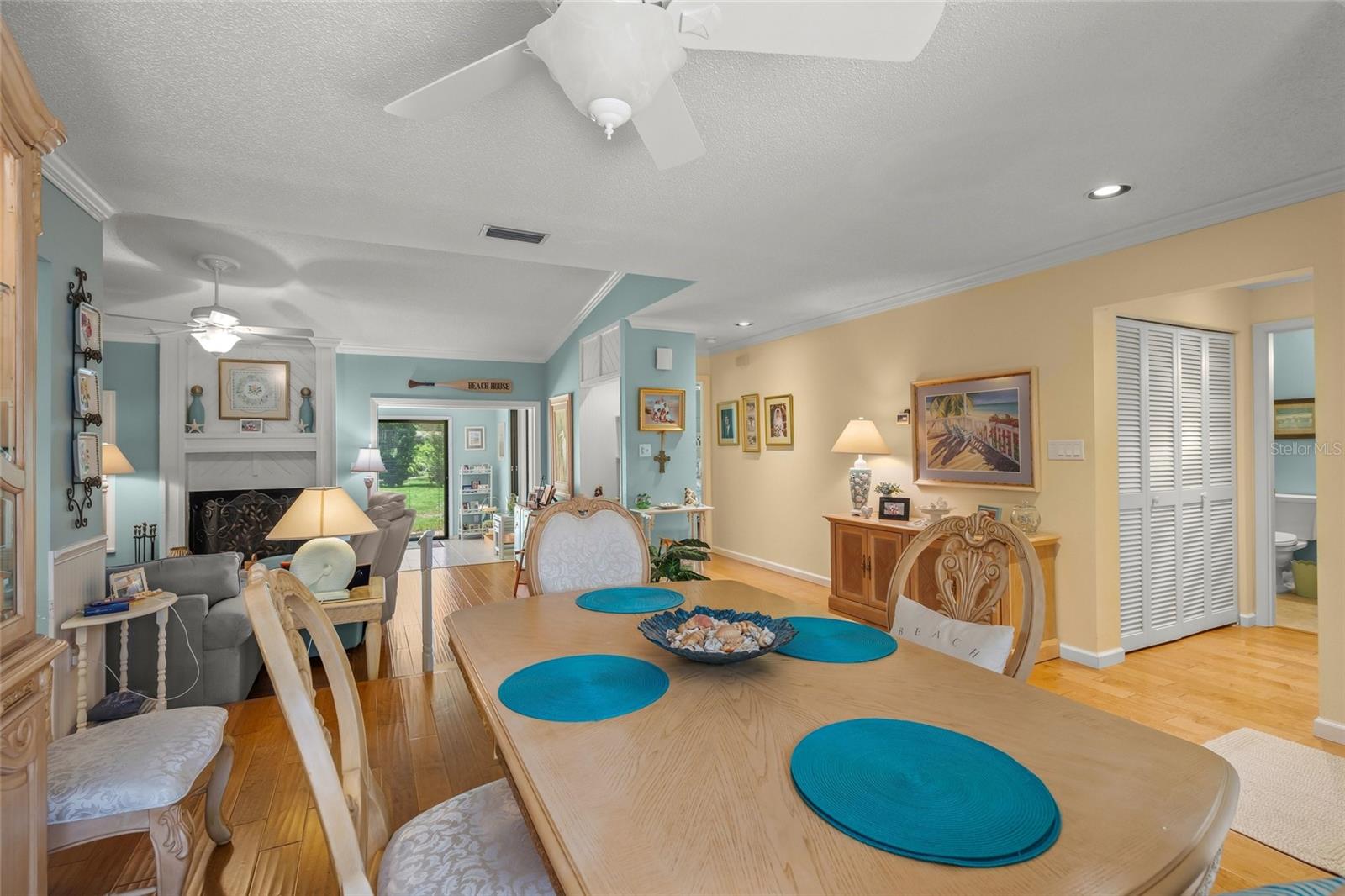 4562 Forest Wood Unit 15, Sarasota, FL 34241