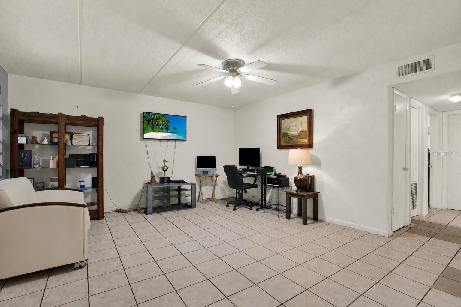 4701 Christa Unit 341, Tampa, FL 33614