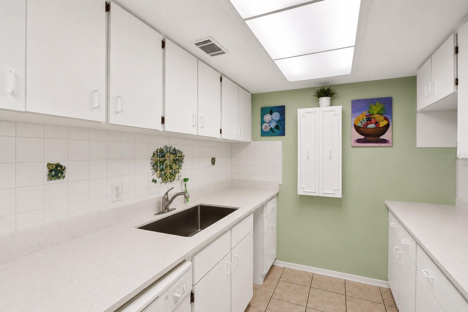 4701 Christa Unit 341, Tampa, FL 33614