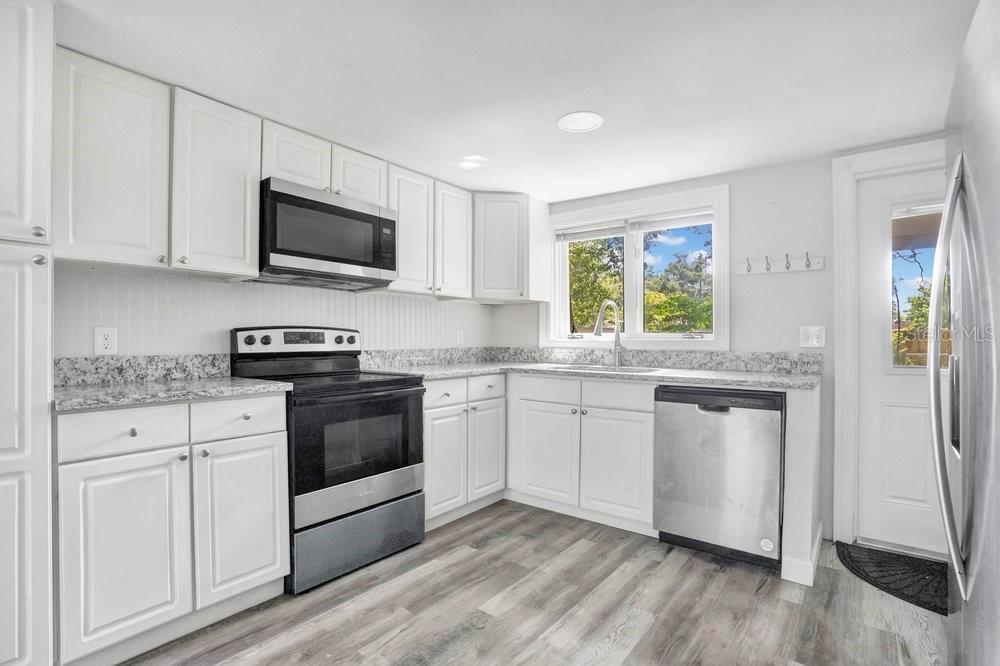 2012 Harding, Orlando, FL 32806