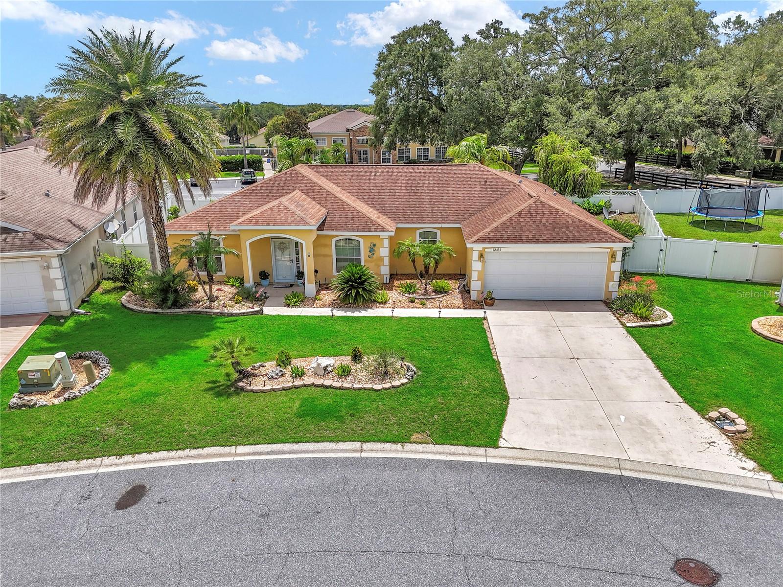 12439 48th, Oxford, FL 34484