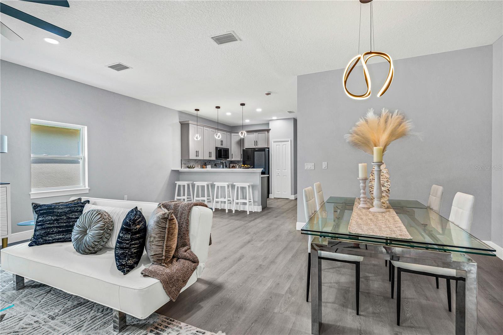 721 Indiana, Daytona Beach, FL 32114