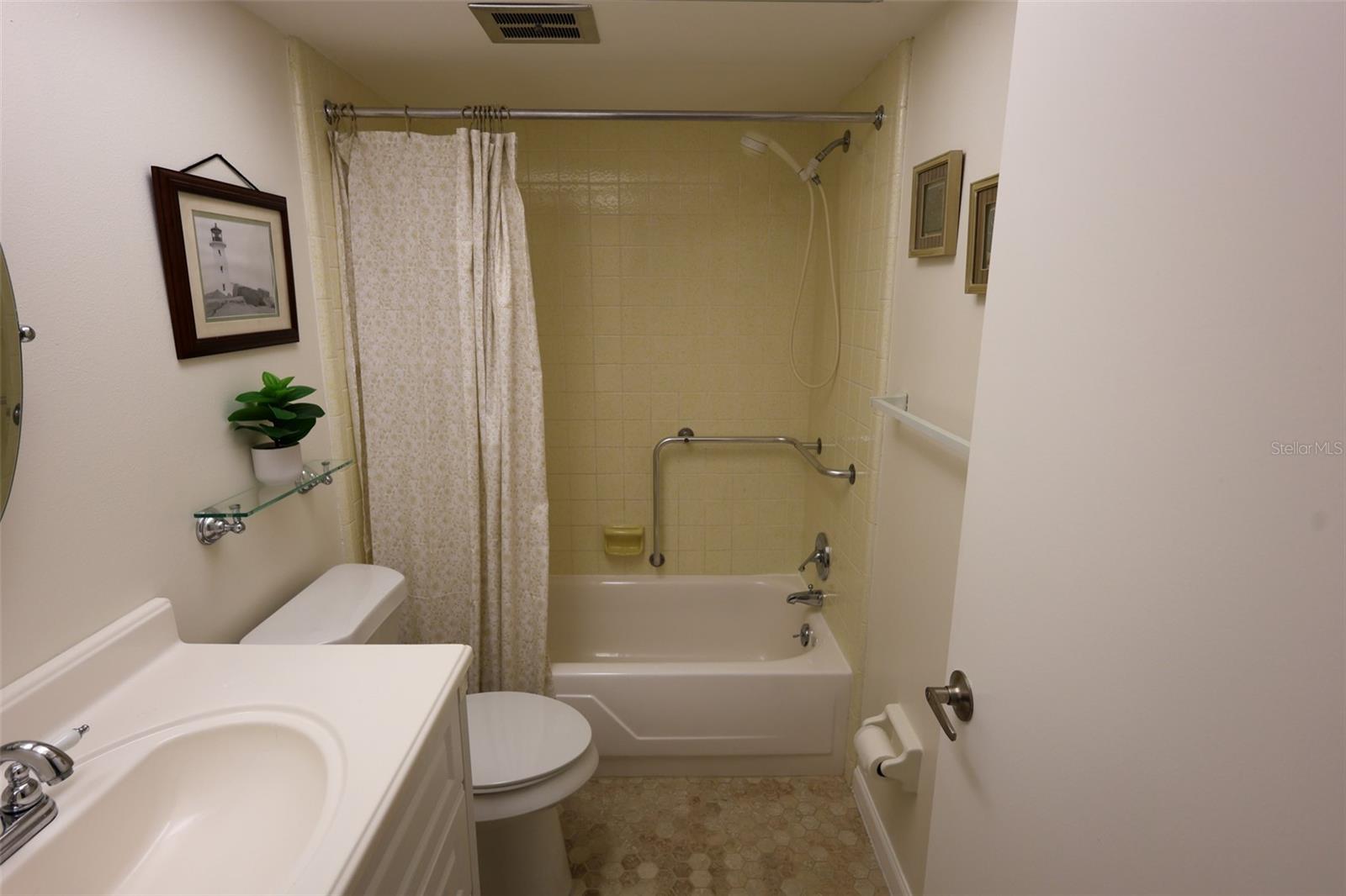 1235 Highland Unit 4-306, Clearwater, FL 33756