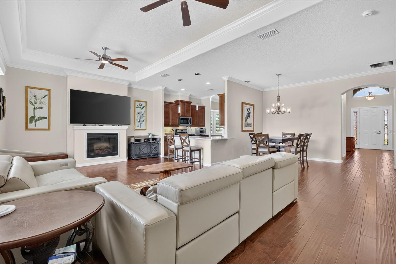 8716 Bridgeport Bay, Mount Dora, FL 32757