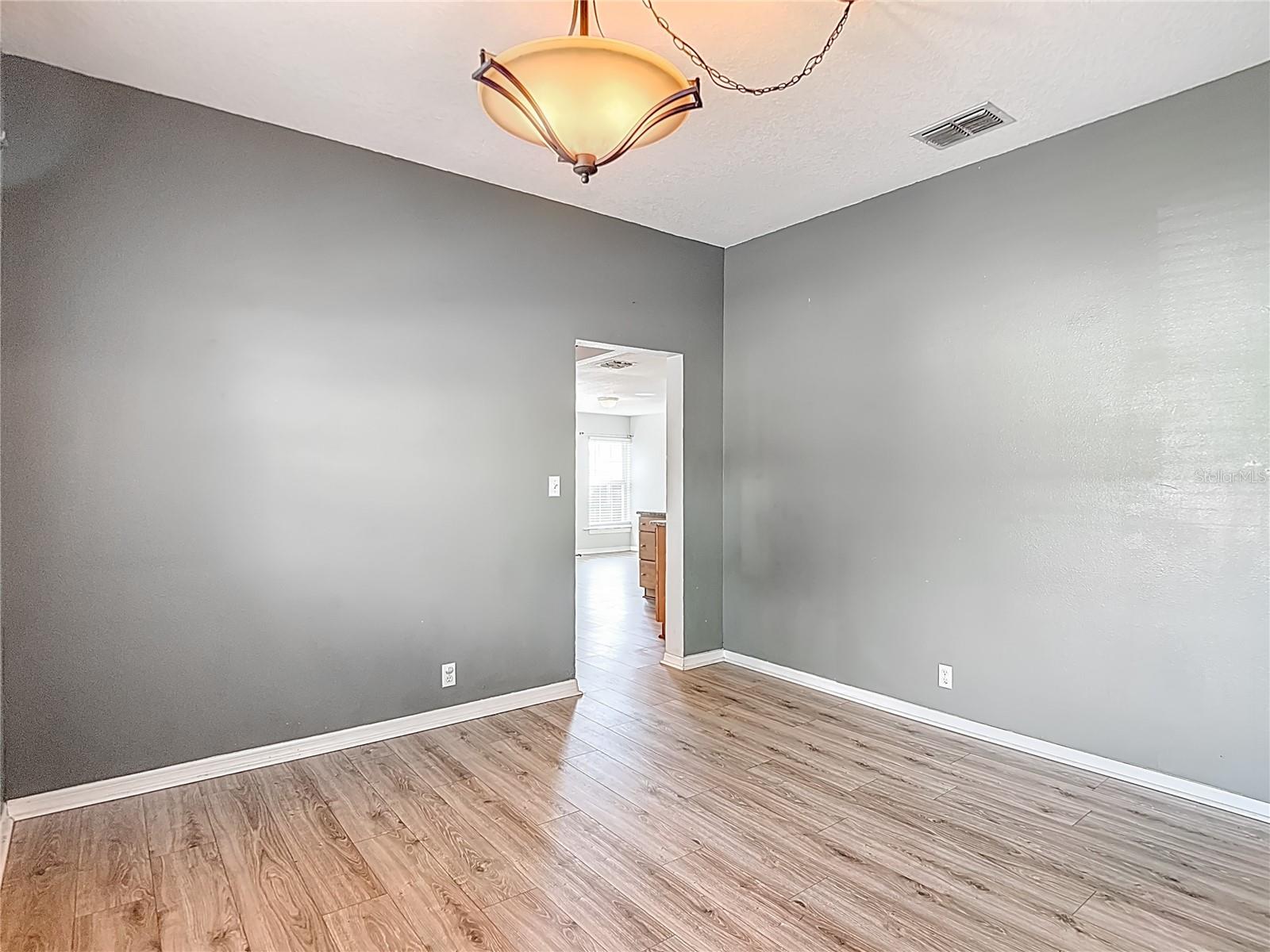 3002 Arch, Tampa, FL 33607
