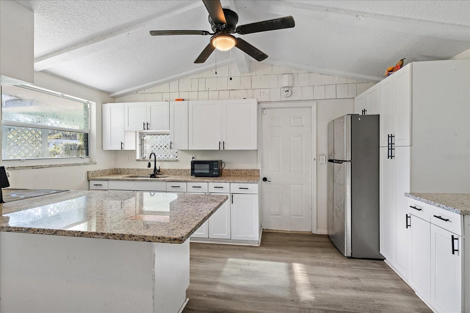 403 Pinewood, Nokomis, FL 34275