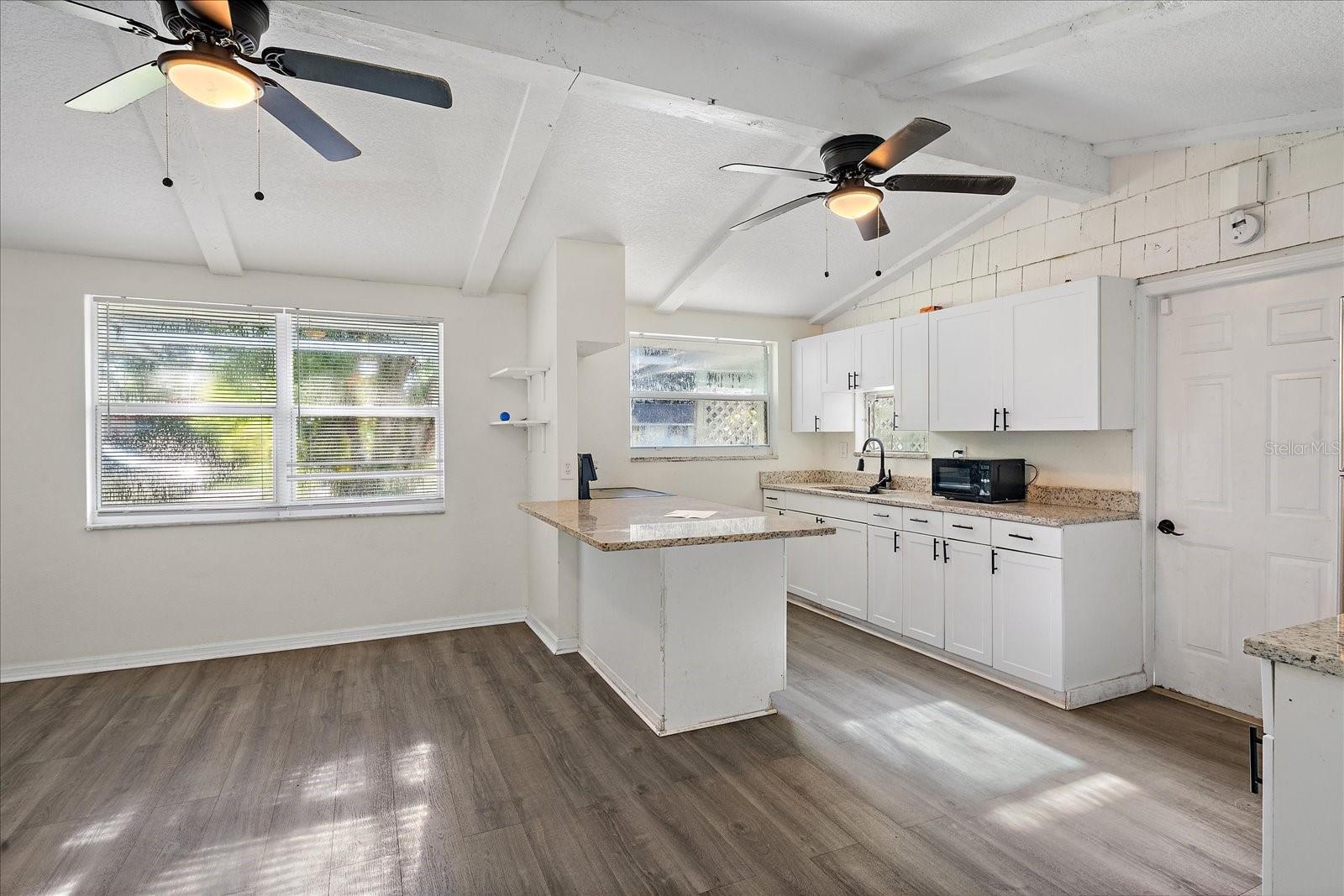 403 Pinewood, Nokomis, FL 34275