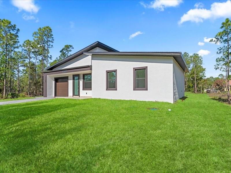 1305 Mcarthur, Lehigh Acres, FL 33972