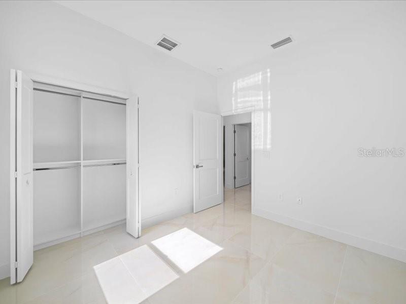 1305 Mcarthur, Lehigh Acres, FL 33972