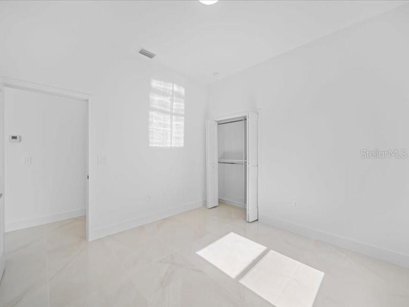 1305 Mcarthur, Lehigh Acres, FL 33972