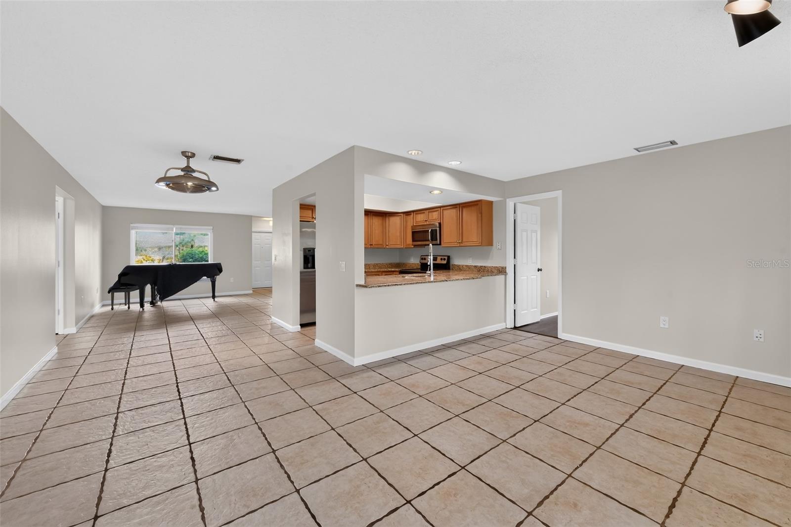 7207 14th, Bradenton, FL 34209