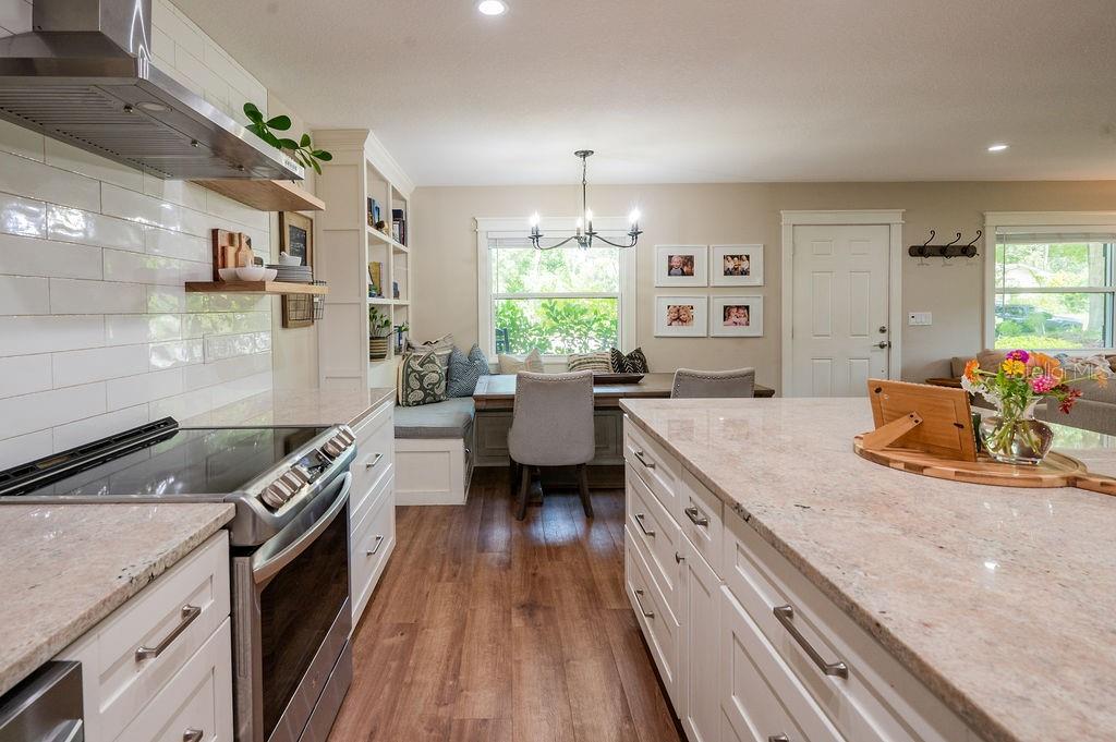216 18th, Bradenton, FL 34208