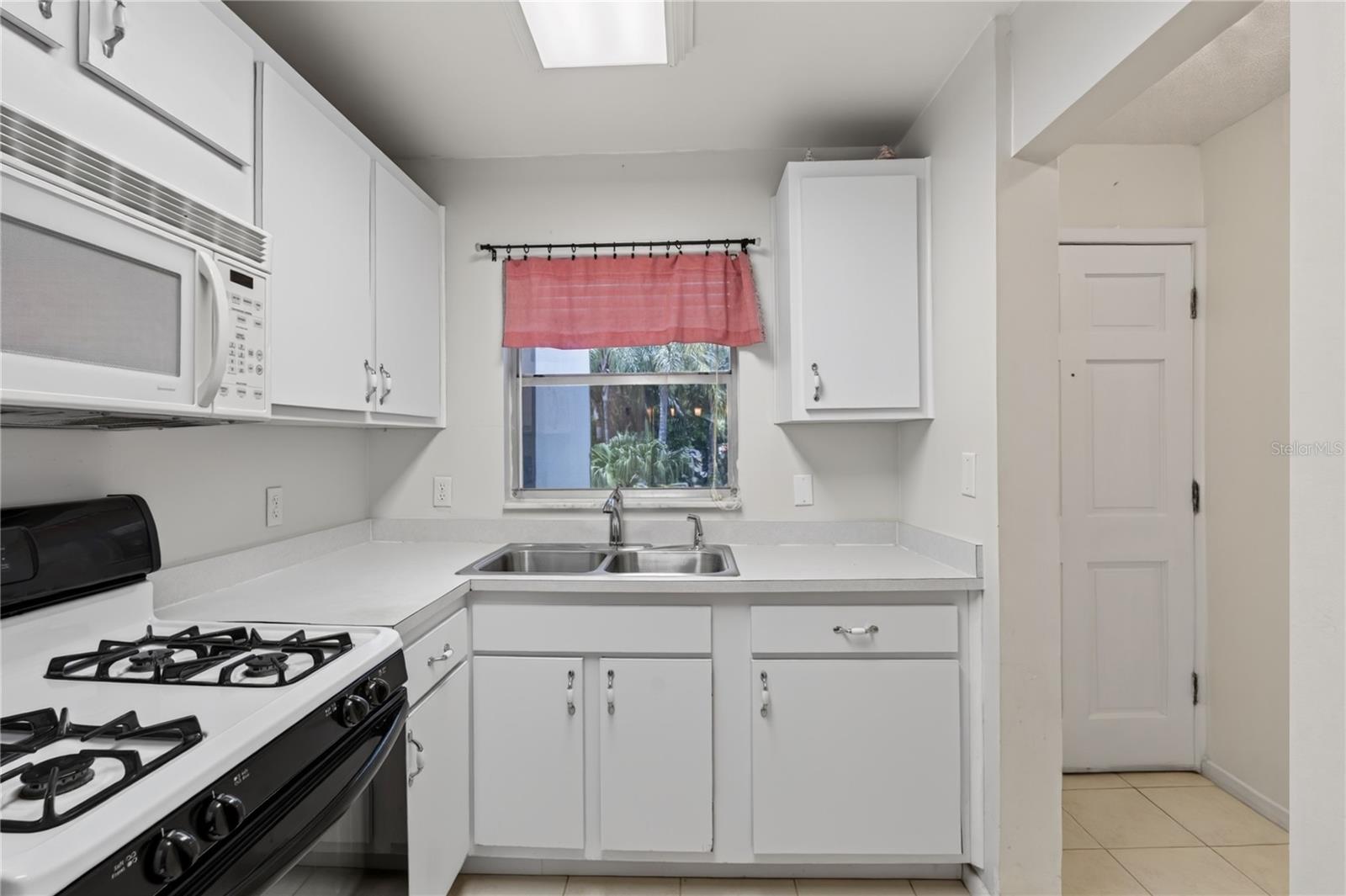 200 El Camino Unit 306, Winter Haven, FL 33884