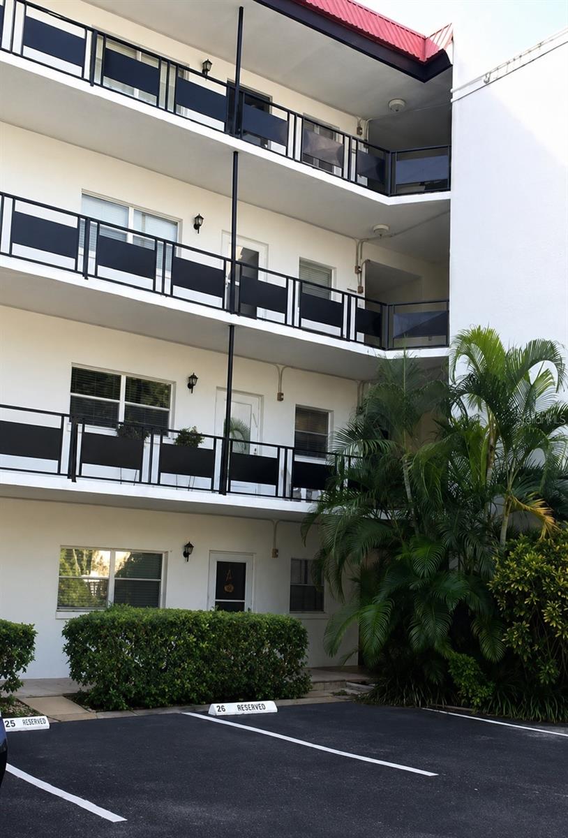 200 El Camino Unit 306, Winter Haven, FL 33884