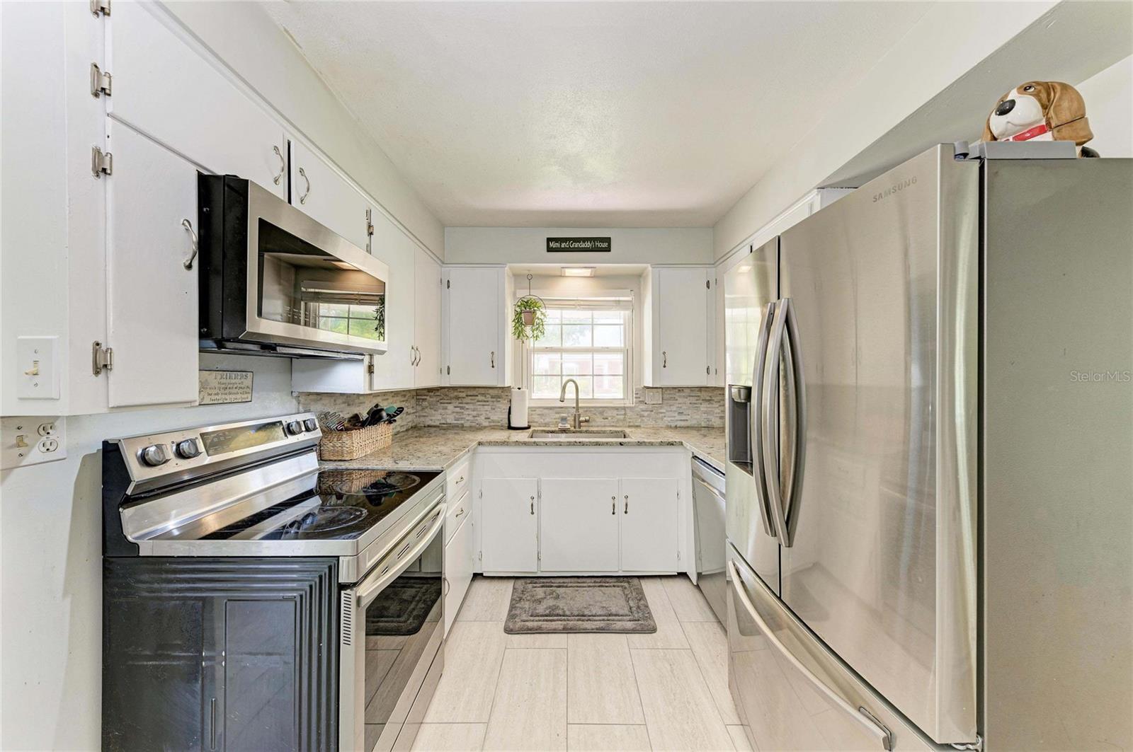 405 20th, Bradenton, FL 34205