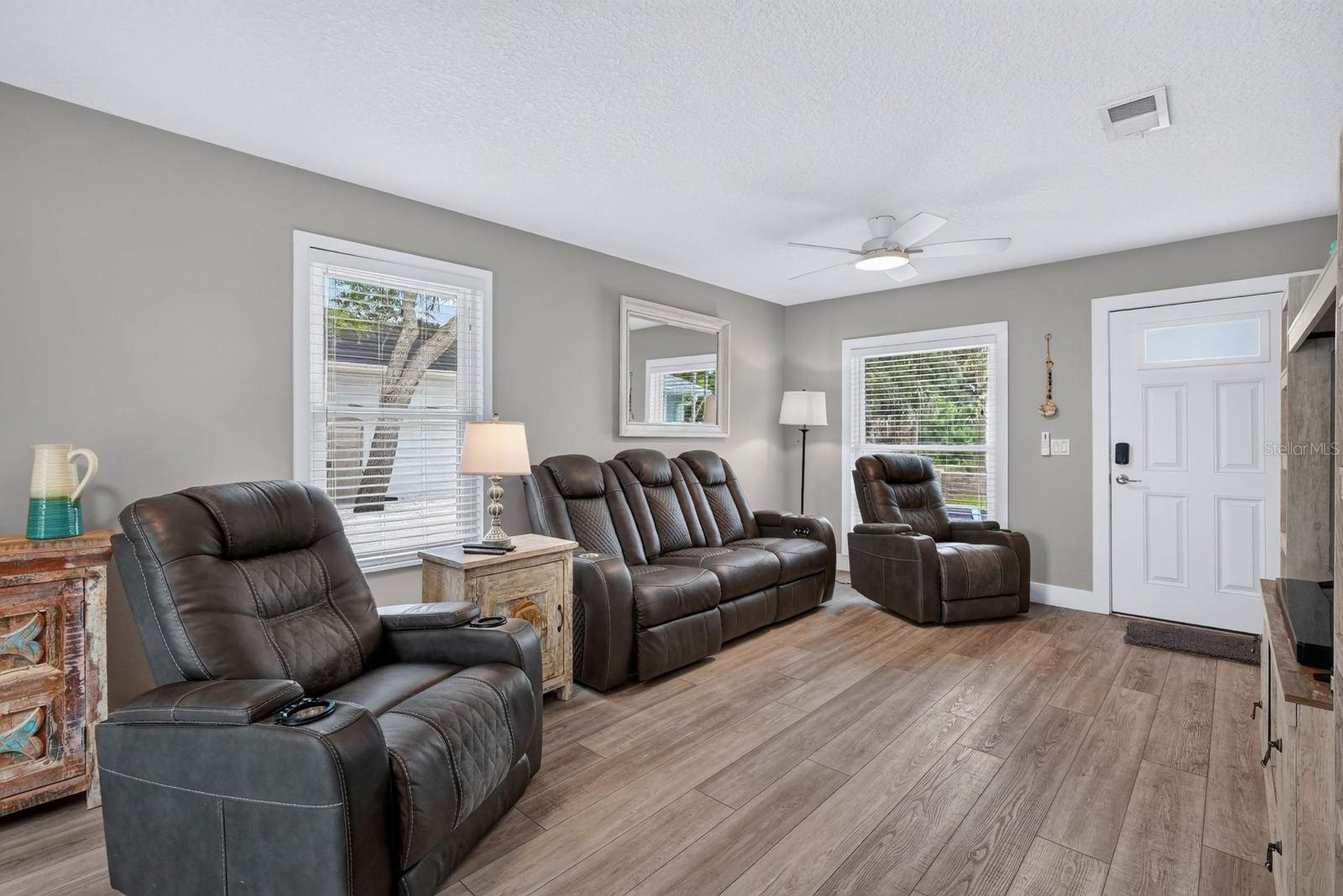 4503 Saxon, New Smyrna Beach, FL 32169