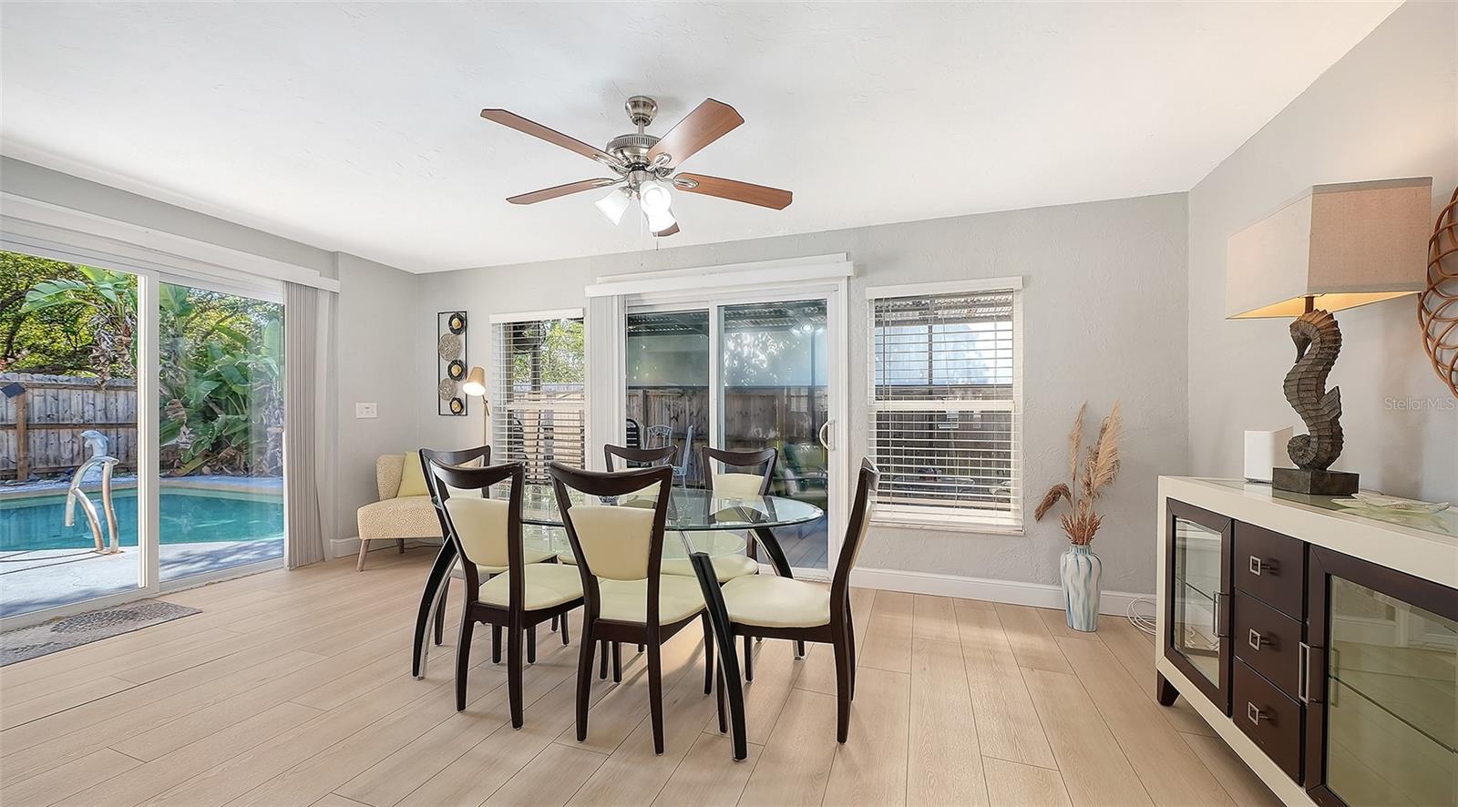 6515 Colonial, Sarasota, FL 34231