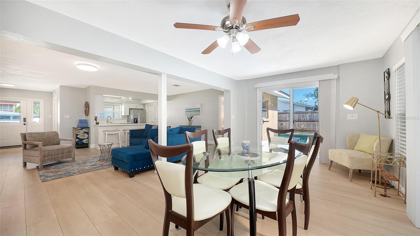 6515 Colonial, Sarasota, FL 34231