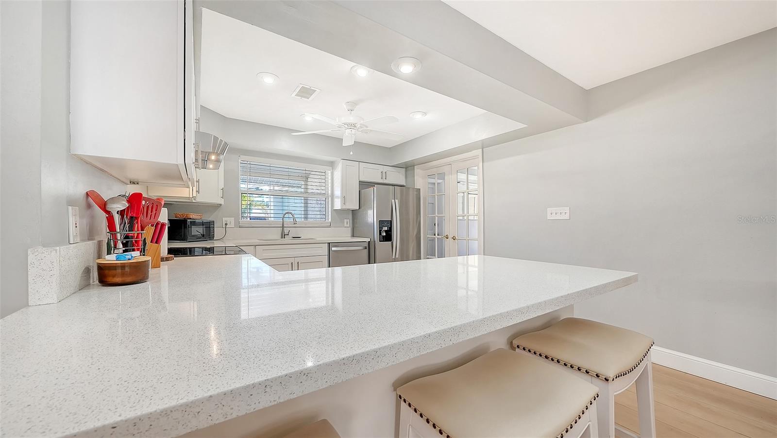 6515 Colonial, Sarasota, FL 34231