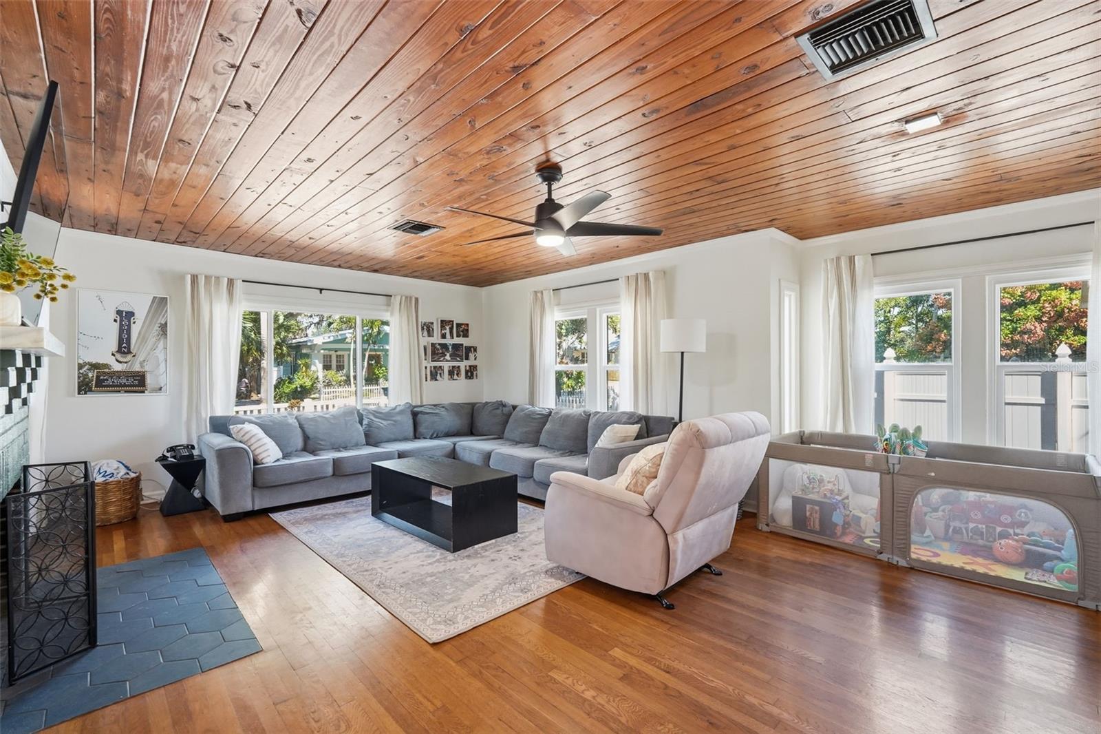 517 Avery, Crystal Beach, FL 34681