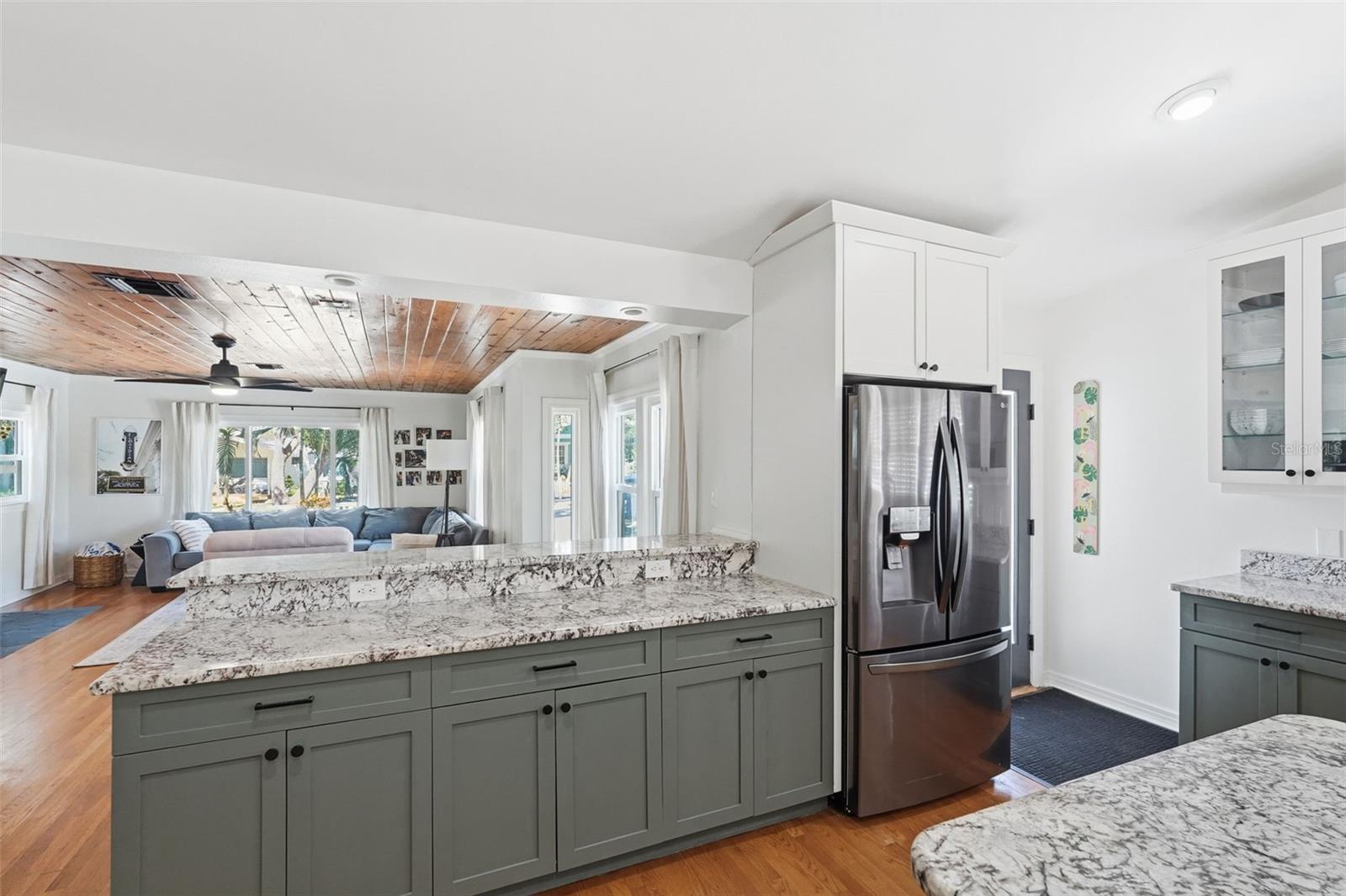 517 Avery, Crystal Beach, FL 34681