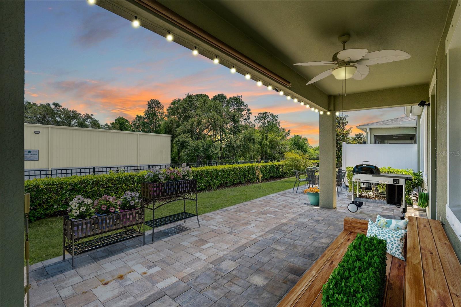 597 Ozona Village, Palm Harbor, FL 34683