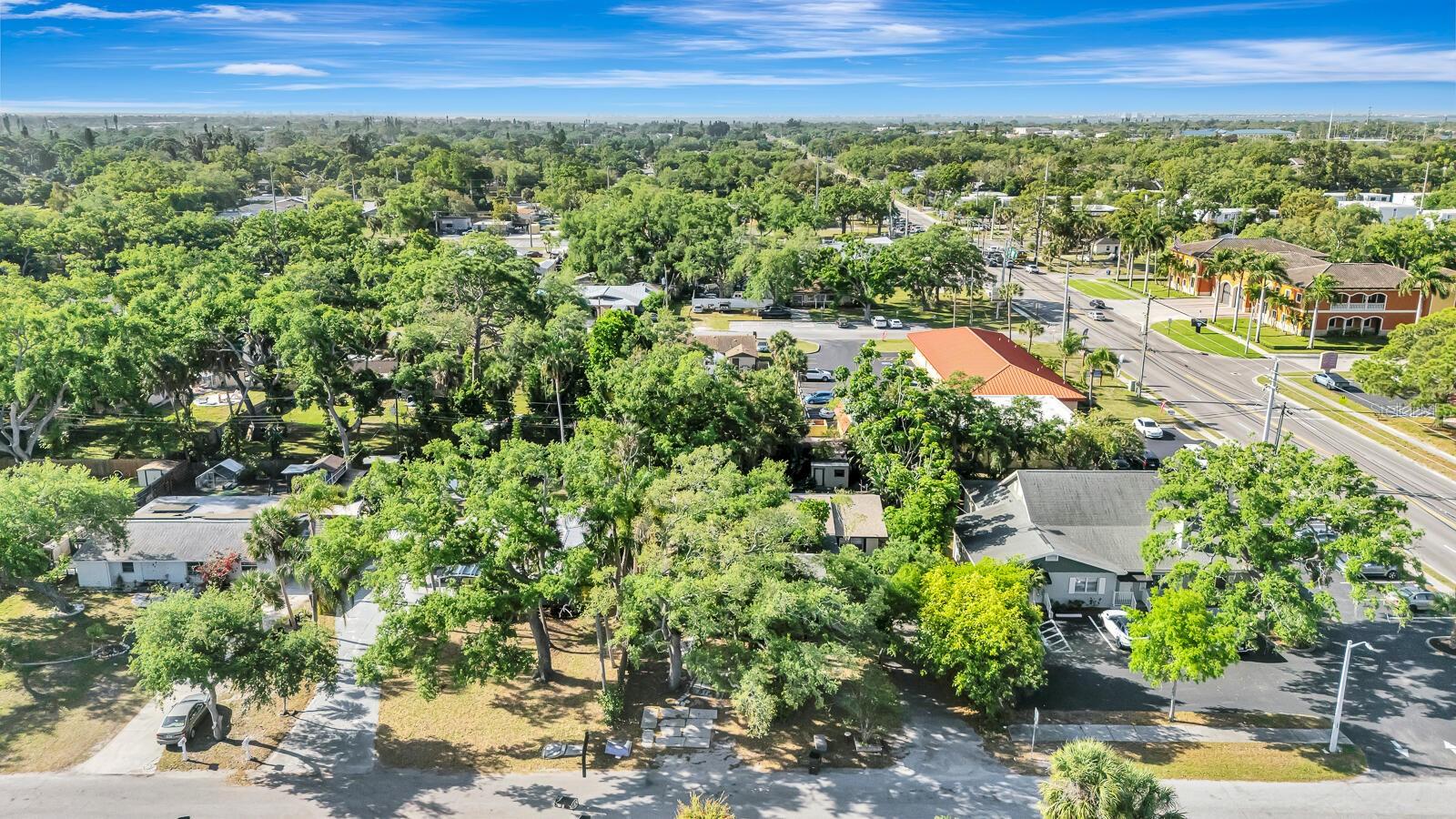 2510 51st Avenue, Bradenton, FL 34207