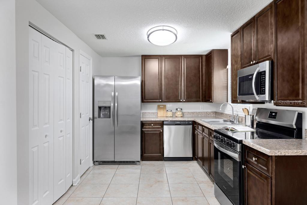 8149 Justin, Jacksonville, FL 32210