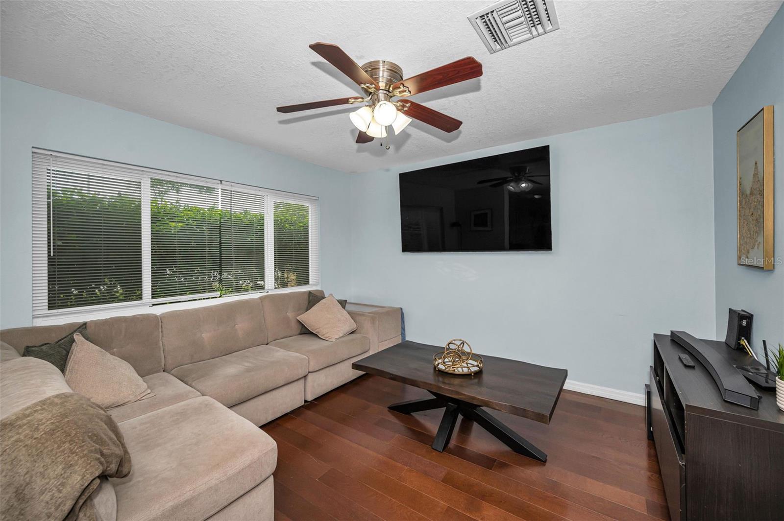 1760 Orangeside, Palm Harbor, FL 34683