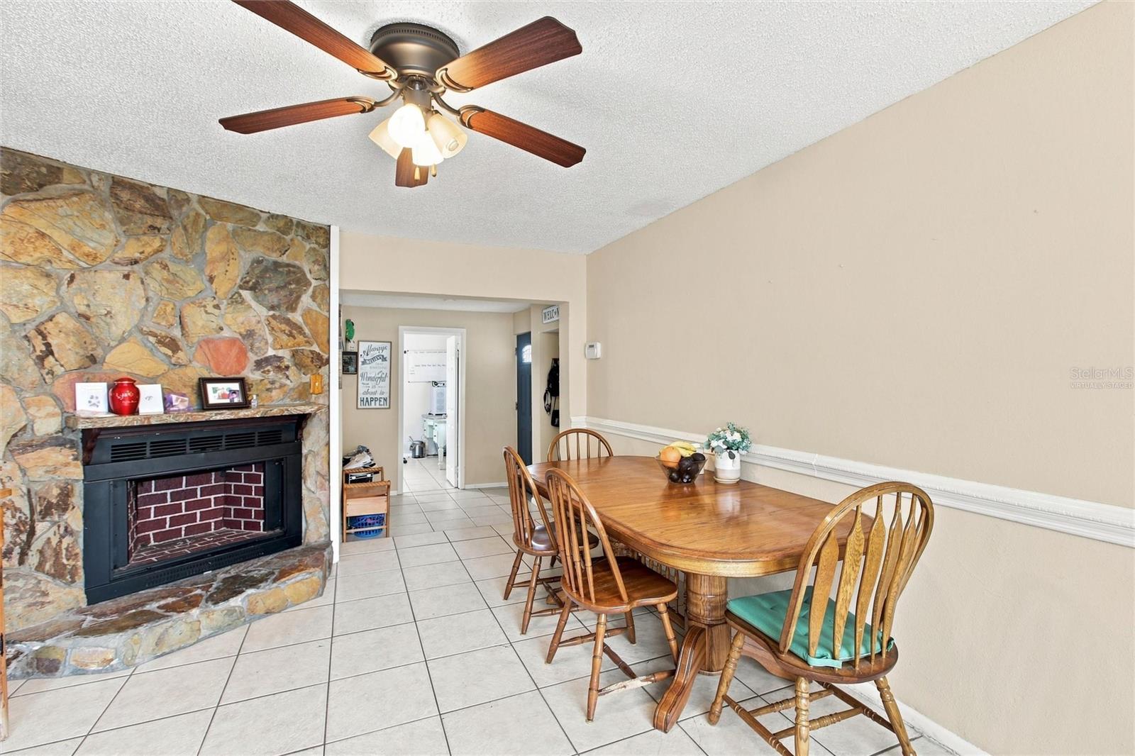 3827 38th, St Petersburg, FL 33713