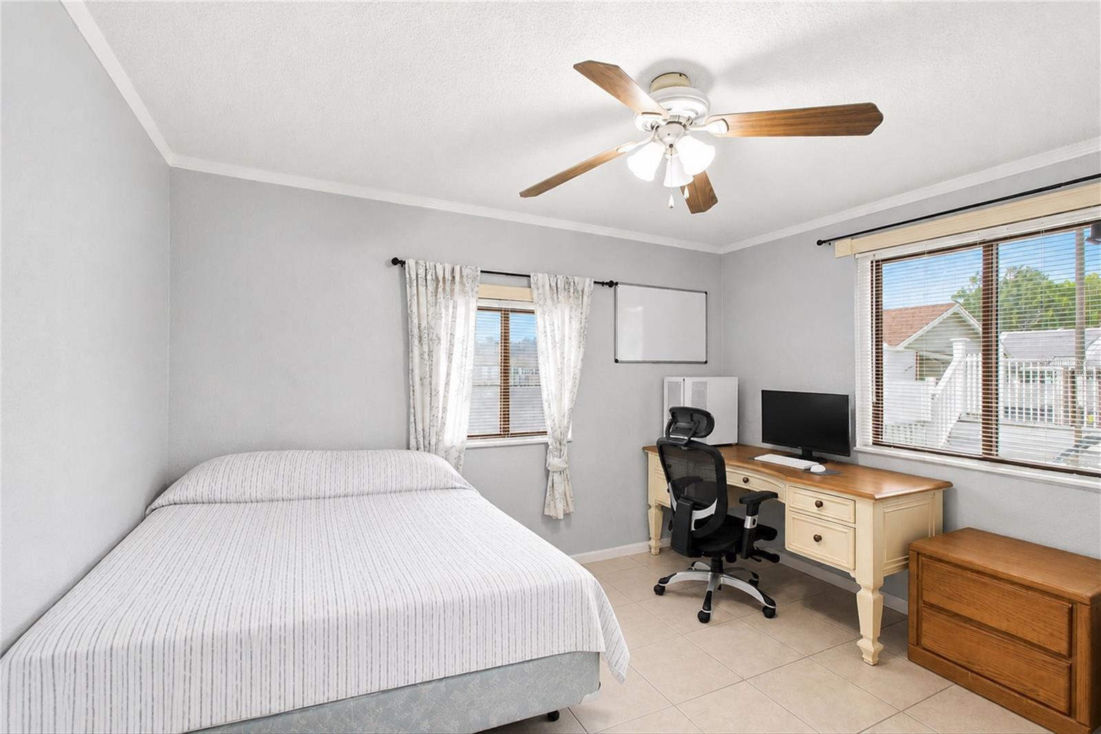 3827 38th, St Petersburg, FL 33713