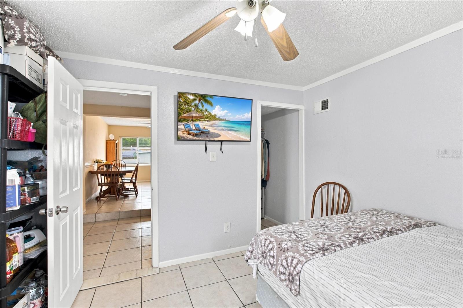 3827 38th, St Petersburg, FL 33713
