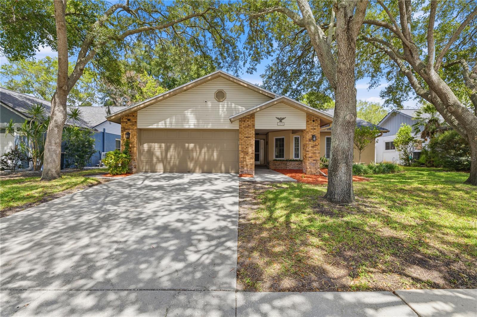 1570 Club, Tarpon Springs, FL 34689