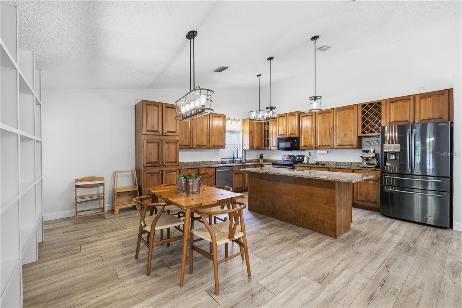 1570 Club, Tarpon Springs, FL 34689