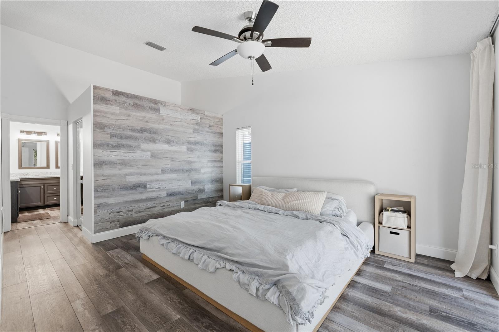 1570 Club, Tarpon Springs, FL 34689