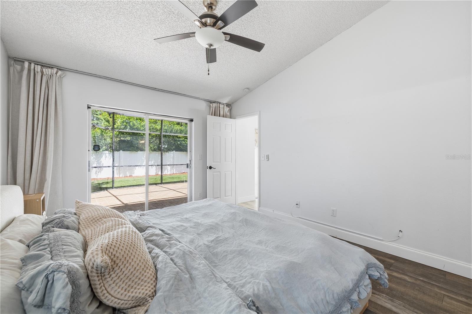 1570 Club, Tarpon Springs, FL 34689
